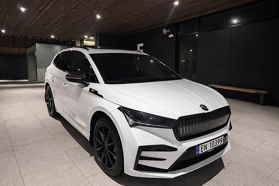 Bruktbil til salgs: Skoda Enyaq RS - 2025 - Hvit - 340 hk - SUVOffroad